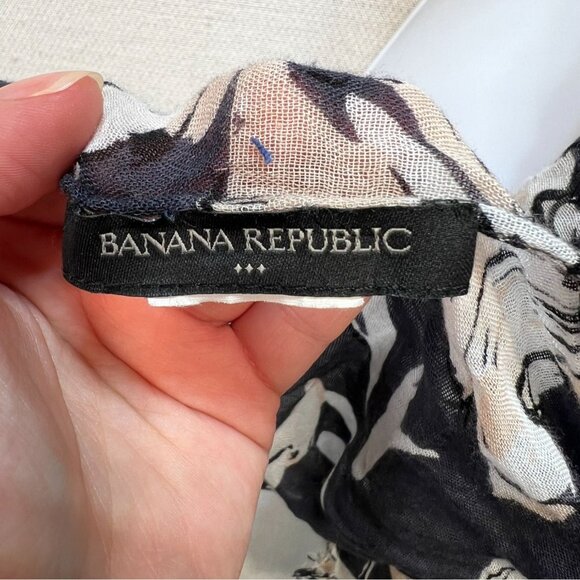 Banana Republic Womens Floral Crinkle  Lightweight Scarf Black & Beige Casual - Picture 4 of 6